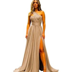 Brand new dress the size was too big for me color exactly taupe